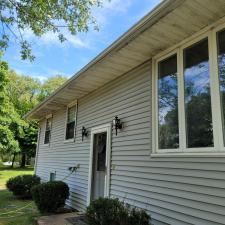 Before and After of a Vinyl Sided Ranch in Pembroke, MA 0